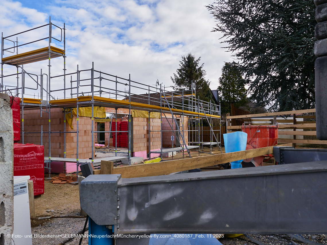 11.02.2023 - Baustelle Niederalmstraße 16 in Neuperlach